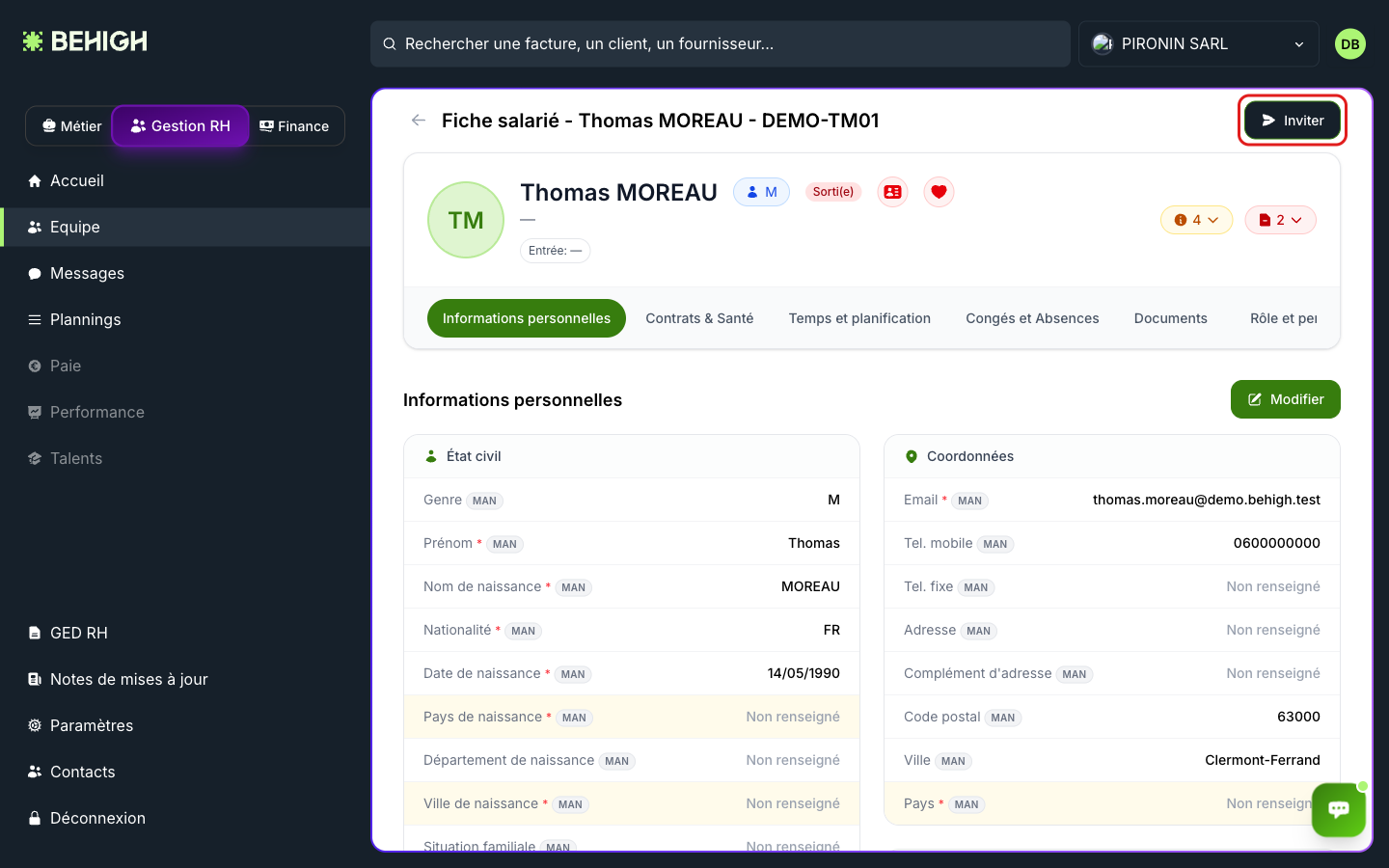 Fiche salarié avec le bouton Inviter
